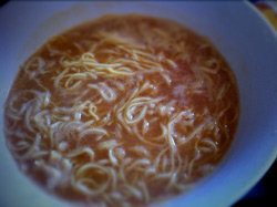 熊出没注意ラーメン味噌味